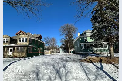 909 Dayton Avenue, Saint Paul, MN 55104 - Photo 1