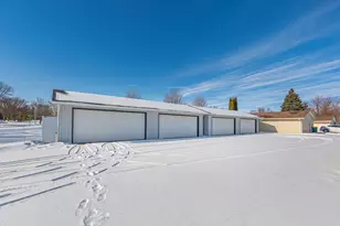 1805 Lakewood Ave, Albert Lea, MN 56007 - Photo 5