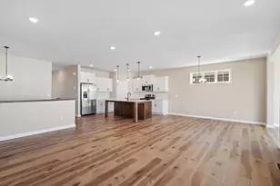 1843 Archer St, Shakopee, MN 55379 - Photo 17