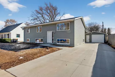 810 13th Street SE, Rochester, MN 55904 - Photo 1
