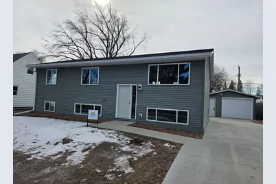 810 13th Street SE, Rochester, MN 55904 - Photo 1