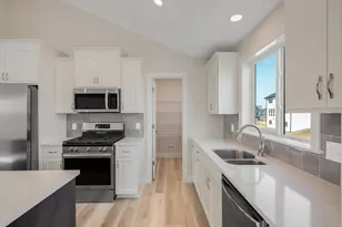 5363 178th St W, Lakeville, MN 55044 - Photo 5