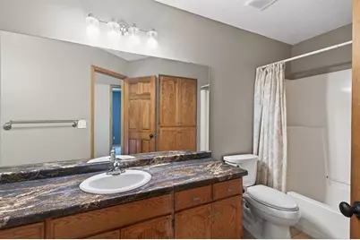 800 Griffin Avenue, Mahtomedi, MN 55115 - Photo 31