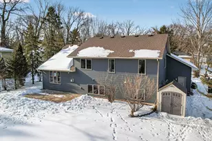 800 Griffin Ave, Mahtomedi, MN 55115 - Photo 23