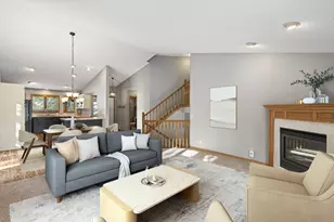 800 Griffin Ave, Mahtomedi, MN 55115 - Photo 3