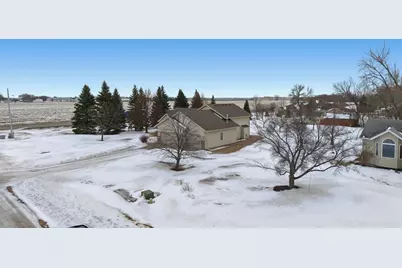 1609 40th Avenue N, Moorhead, MN 56560 - Photo 39