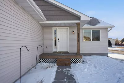 1101 Farmers Lane, Belle Plaine, MN 56011 - Photo 5