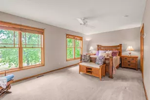 812 Larkspur Ct, Shakopee, MN 55379 - Photo 13