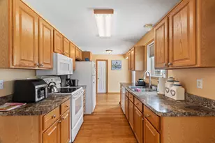 9811 Hamlet Ln S, Cottage Grove, MN 55016 - Photo 9