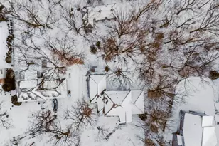 2700 Olde Wood Ct, Minnetonka, MN 55391 - Photo 29