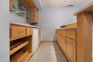 2700 Olde Wood Ct, Minnetonka, MN 55391 - Photo 15