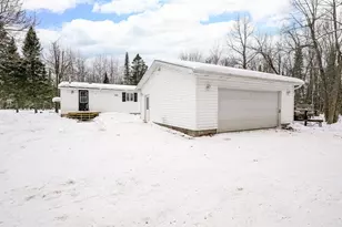 8338 Hwy 2, Saginaw, MN 55779 - Photo 1