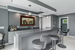 9235 Lake Riley Blvd, Chanhassen, MN 55317 - Photo 25