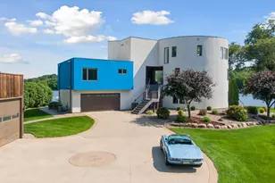 9235 Lake Riley Blvd, Chanhassen, MN 55317 - Photo 55