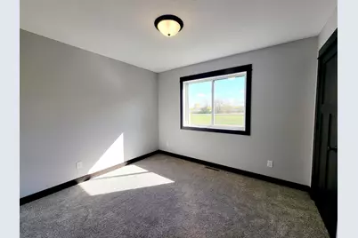 275 Hickory Lane NE, Owatonna, MN 55060 - Photo 13