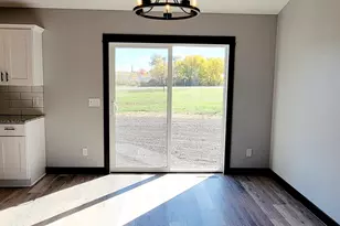 275 Hickory Ln NE, Owatonna, MN 55060 - Photo 7