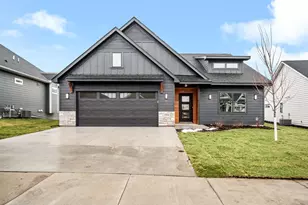 5875 Red Leaf Ct, Nisswa, MN 56468 - Photo 23