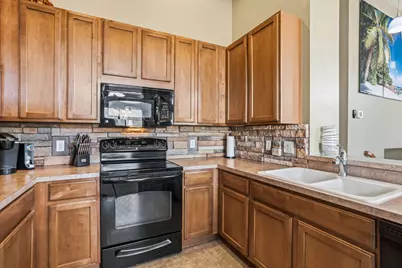 15330 Freedom Drive N, Hugo, MN 55038 - Photo 11