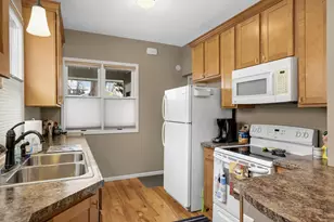 140 Stevens Street W, Saint Paul, MN 55107 - Photo 11