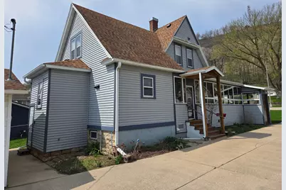 404 W Stevens Avenue, Rushford, MN 55971 - Photo 3
