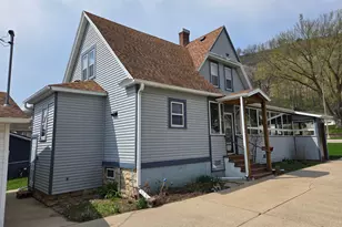 404 W Stevens Ave, Rushford, MN 55971 - Photo 3