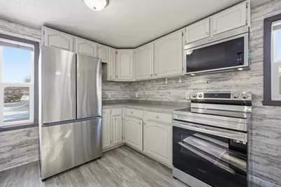 1802 10th Avenue N, Moorhead, MN 56560 - Photo 9