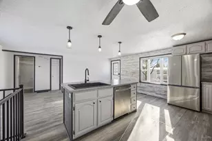 1802 10th Ave N, Moorhead, MN 56560 - Photo 7