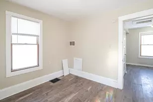 593 Front Ave, Saint Paul, MN 55117 - Photo 11