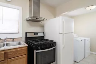 593 Front Ave, Saint Paul, MN 55117 - Photo 7