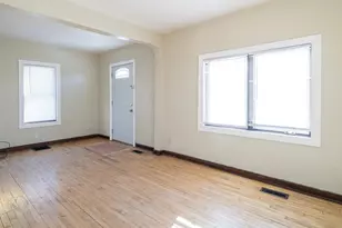 593 Front Ave, Saint Paul, MN 55117 - Photo 3