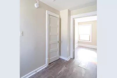 593 Front Avenue, Saint Paul, MN 55117 - Photo 11