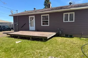 122 Banks Blvd, Silver Bay, MN 55614 - Photo 3