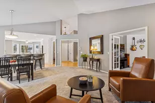 2618 Parkview Dr, White Bear Township, MN 55110 - Photo 19