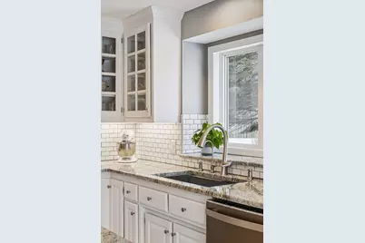 2618 Parkview Drive, White Bear Township, MN 55110 - Photo 9