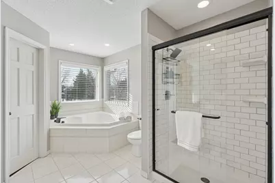 1024 Tamberwood Trail, Woodbury, MN 55125 - Photo 21