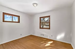 2310 Jones Pl W, Bloomington, MN 55431 - Photo 15