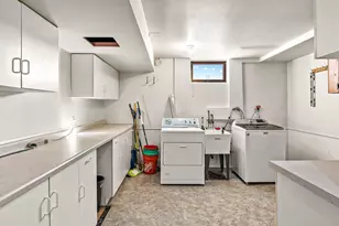 2310 Jones Pl W, Bloomington, MN 55431 - Photo 29