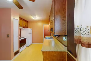 1917 Bimelich Ln, Albert Lea, MN 56007 - Photo 5