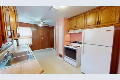 1917 Bimelich Lane, Albert Lea, MN 56007 - Photo 7