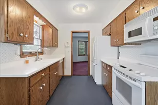 4064 Cavell Ave N, New Hope, MN 55427 - Photo 9