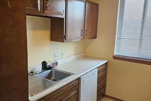 2011 Viking Dr NW, Rochester, MN 55901 - Photo 9