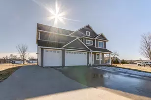 1201 Meadow St NW, Montgomery, MN 56069 - Photo 1