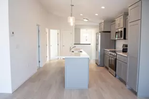 6742 Meadow View Dr S, Fargo, ND 58104 - Photo 5