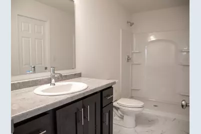 6742 Meadow View Drive S, Fargo, ND 58104 - Photo 11