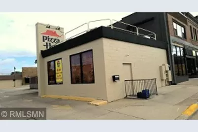 105 S Oak Avenue, Owatonna, MN 55060 - Photo 1