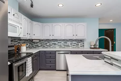 1607 Pleasant View Drive, North Mankato, MN 56003 - Photo 11