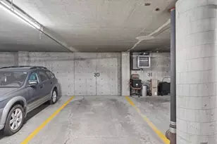 1111 Elway St, Saint Paul, MN 55116 - Photo 25