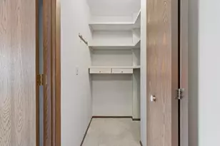 1111 Elway St, Saint Paul, MN 55116 - Photo 15