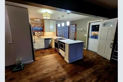 2603 17th Avenue E, North Saint Paul, MN 55109 - Photo 3