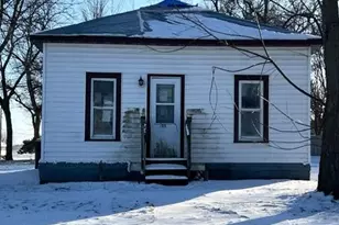 505 Grove St SE, Mapleton, MN 56065 - Photo 1